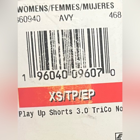 NWT  under Armour play up shorts women XS extra small - Picture 7 of 7